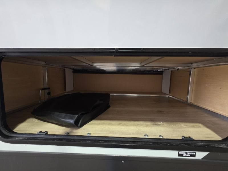 2026 Forest River 2026 Forest River Rockwood Ultra Lite - thumbnail 12