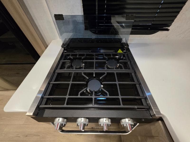 2026 Forest River 2026 Forest River Rockwood Ultra Lite - thumbnail 18