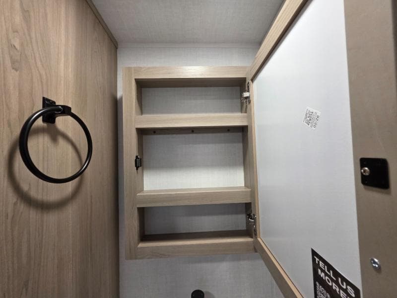 2026 Forest River 2026 Forest River Rockwood Ultra Lite - thumbnail 42