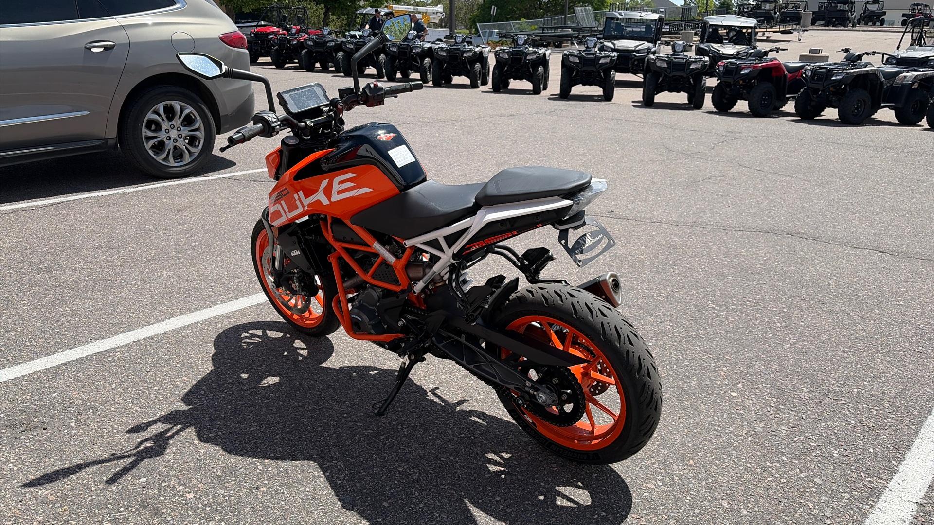 2019 KTM 2019 KTM 390 Duke - thumbnail 3