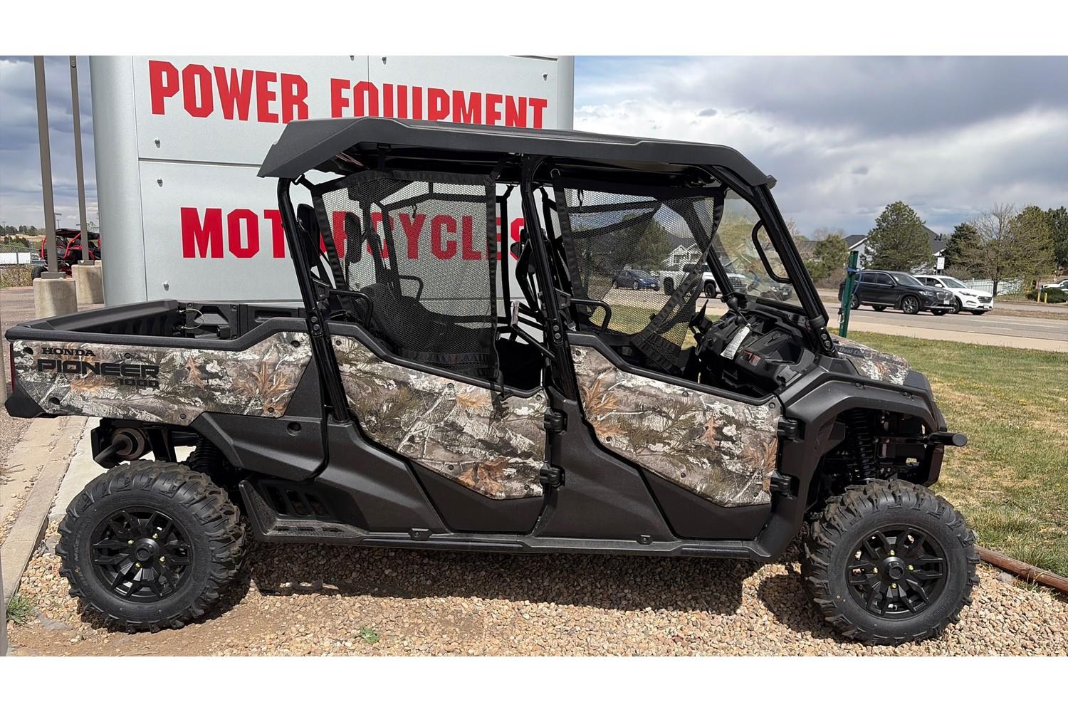 2025 Honda 2025 Honda Pioneer 1000-6 Deluxe CrewSXS10M6DS - thumbnail 6
