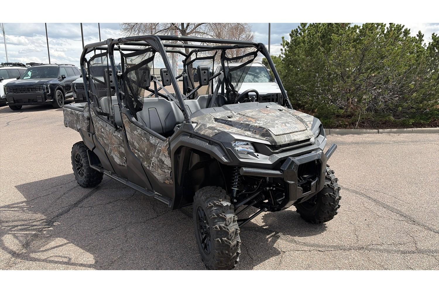 2025 Honda 2025 Honda Pioneer 1000-6 Deluxe Crew - thumbnail 8
