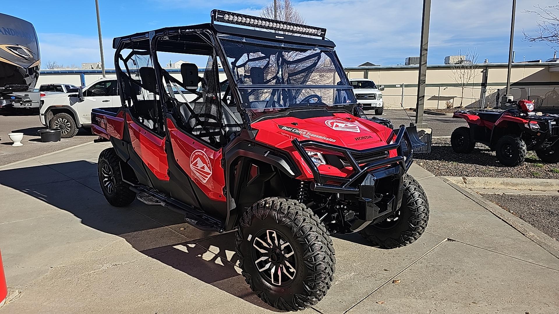 2025 Honda 2025 Honda Pioneer 1000-6 Deluxe CrewSXS10M6DS - thumbnail 7