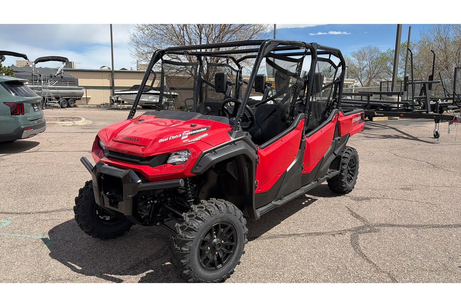 2025 Honda 2025 Honda Pioneer 1000-6 Deluxe Crew - thumbnail 2