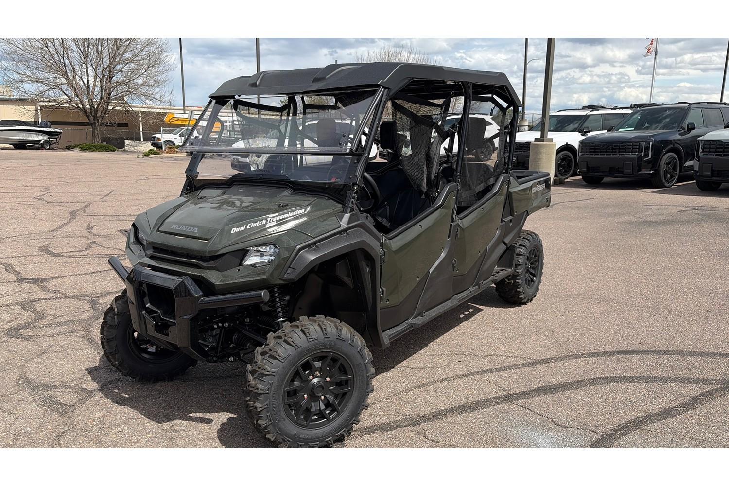 2025 Honda 2025 Honda Pioneer 1000-6 Deluxe Crew - thumbnail 2