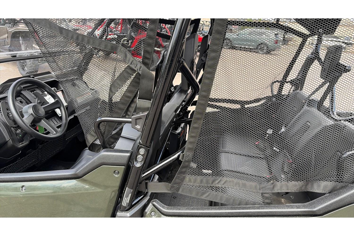 2025 Honda 2025 Honda Pioneer 1000-6 Deluxe Crew - thumbnail 12