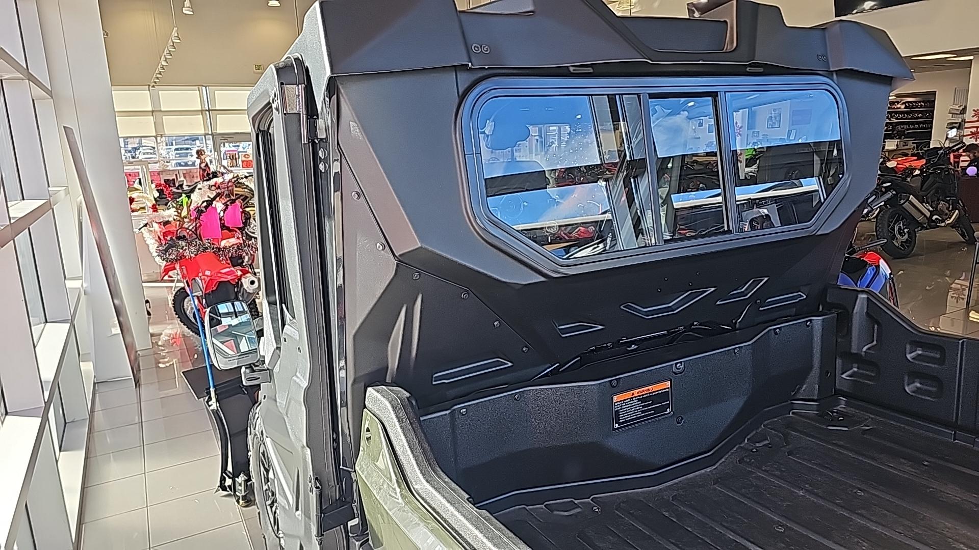 2025 Honda 2025 Honda Pioneer 1000 Deluxe SXS10M3DS - thumbnail 3