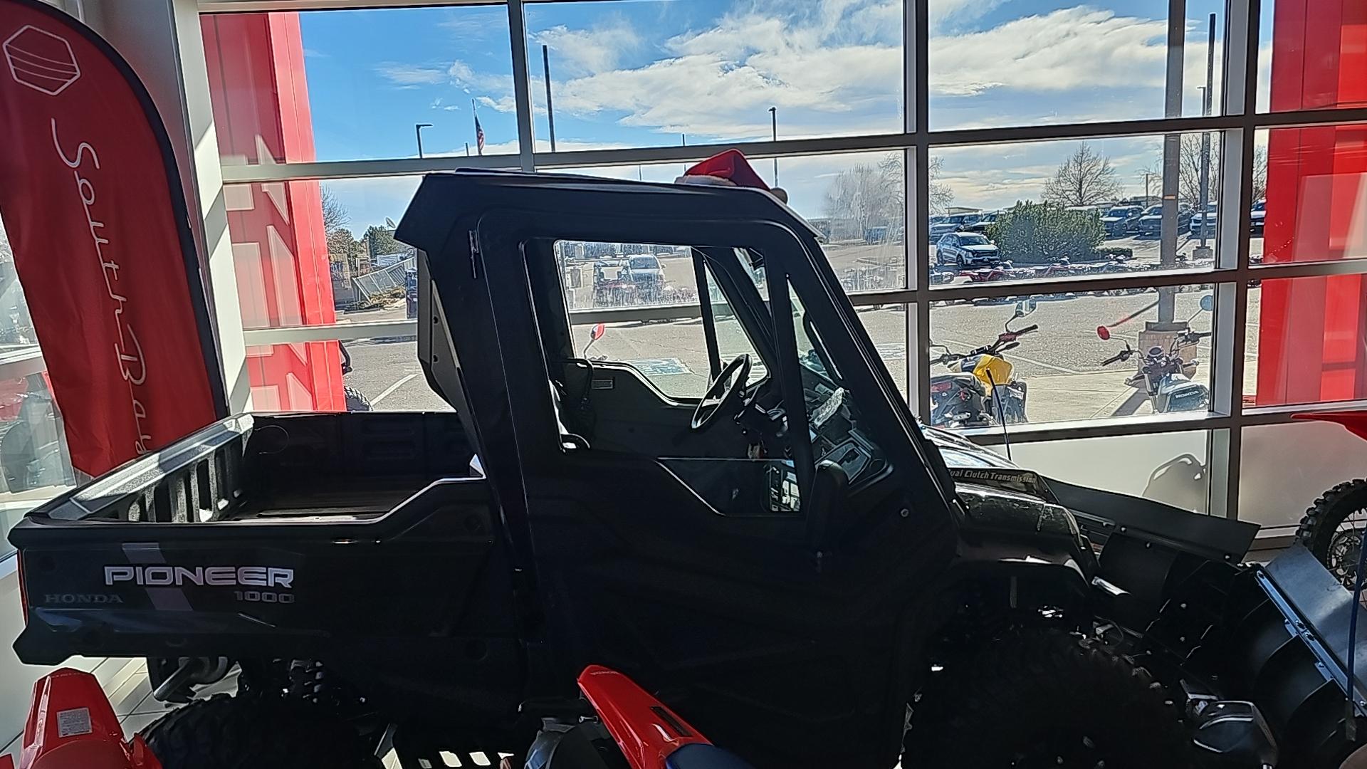 2025 Honda 2025 Honda Pioneer 1000 Deluxe SXS10M3DS - thumbnail 6