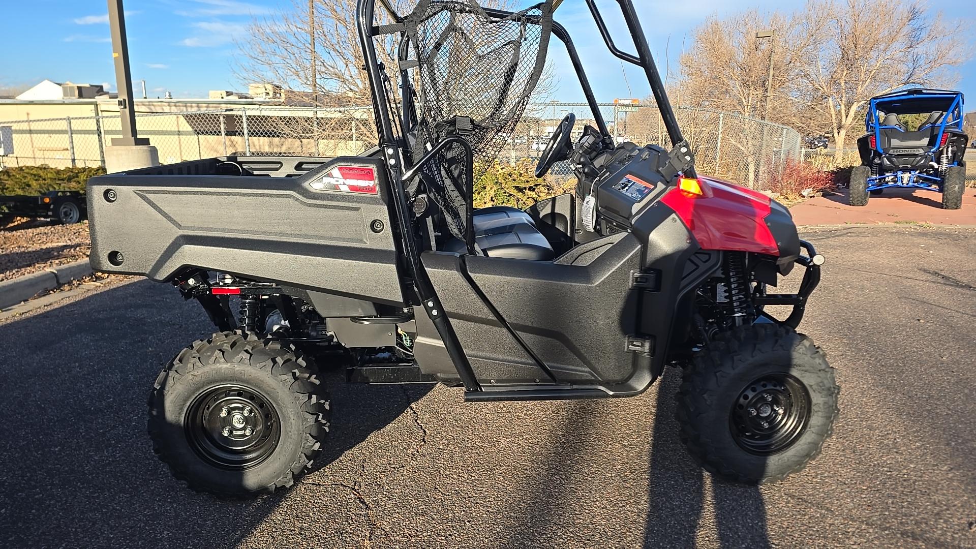 2026 Honda 2026 Honda Pioneer 700-2 SXS700M2T - thumbnail 6