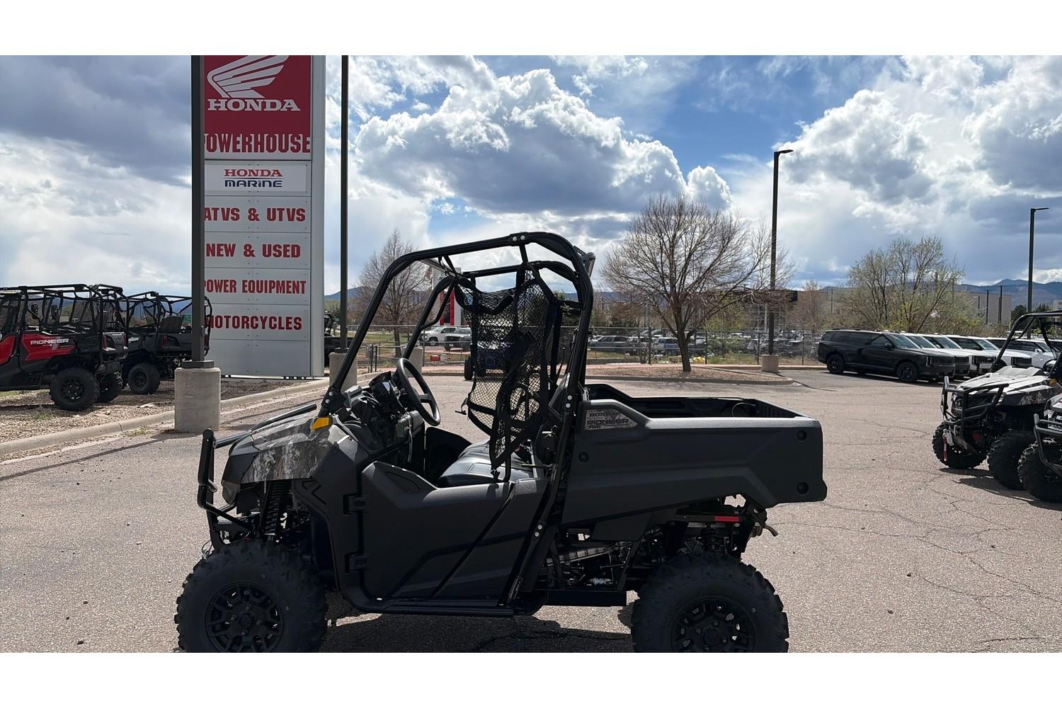 2026 Honda 2026 Honda Pioneer 700 Forest SXS700M2FT - thumbnail 2