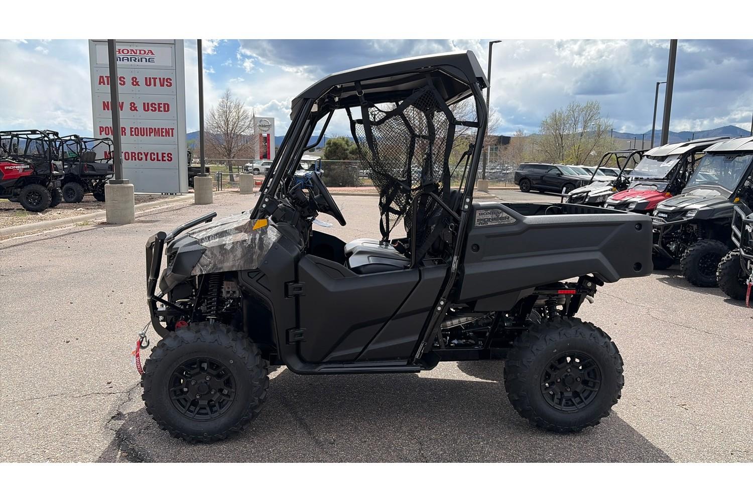 2026 Honda 2026 Honda Pioneer 700 - thumbnail 2