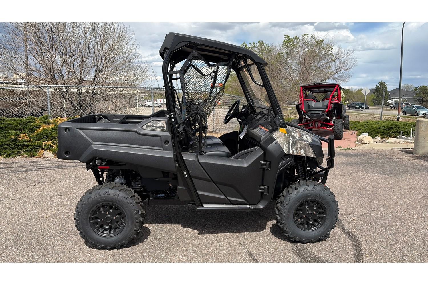 2026 Honda 2026 Honda Pioneer 700 - thumbnail 6