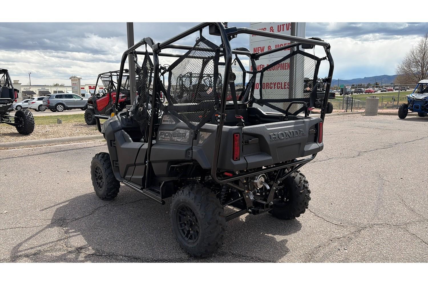 2026 Honda 2026 Honda Pioneer 700-4SXS700M4DFT - thumbnail 3