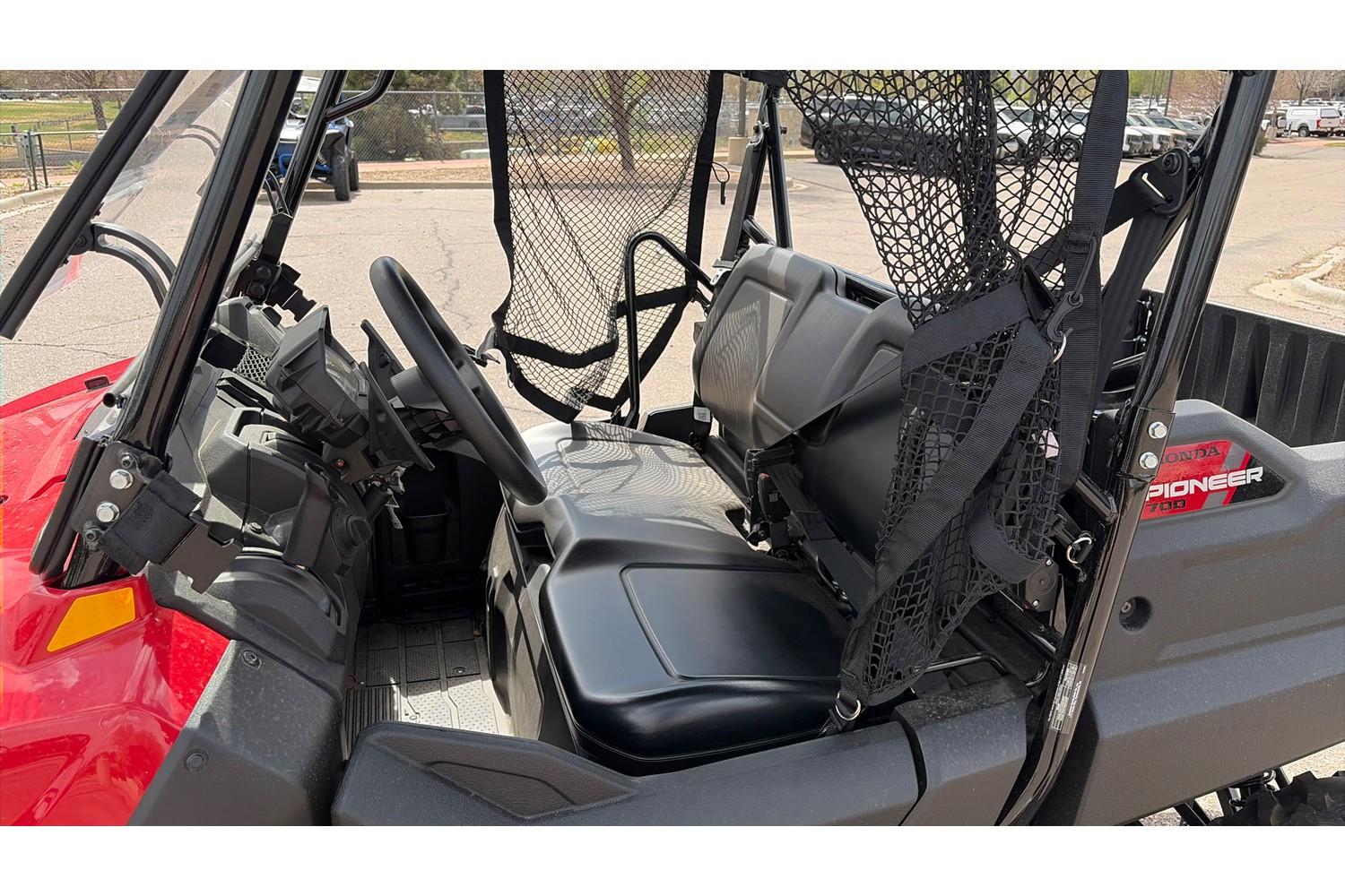 2026 Honda 2026 Honda Pioneer 700 Deluxe SXS700M2DT - thumbnail 12