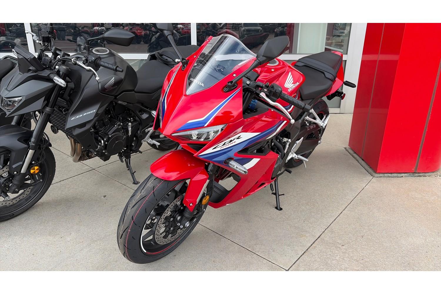 2026 Honda CBR650R E-Clutch CBR650RACT