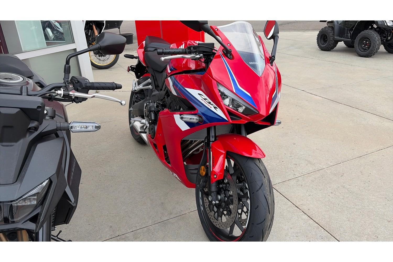 2026 Honda 2026 Honda CBR650R E-Clutch - thumbnail 7