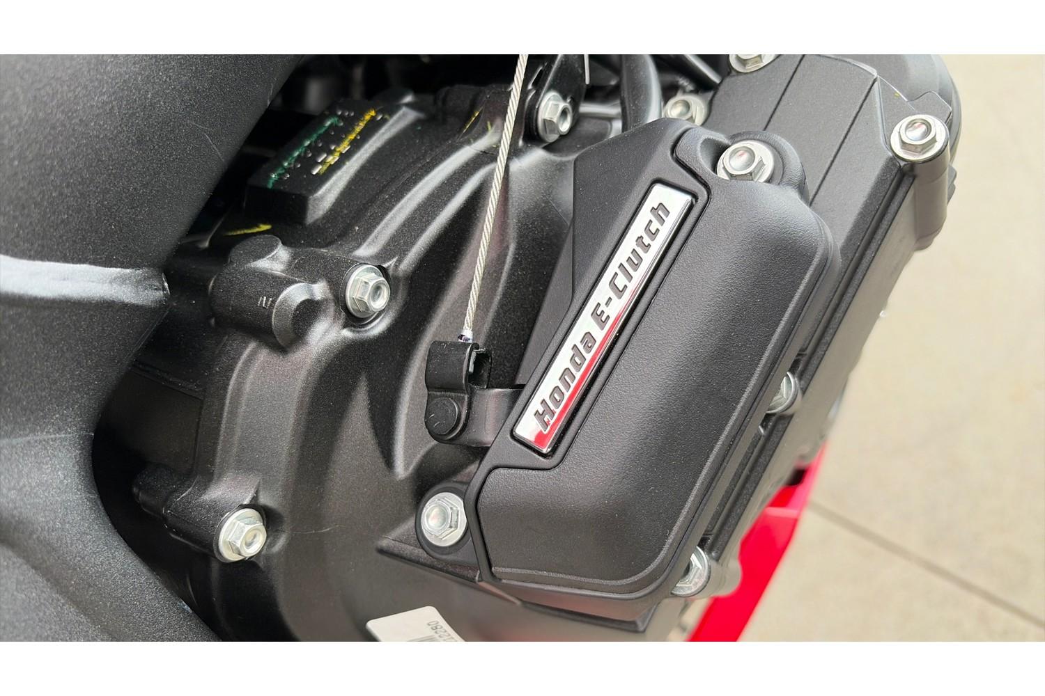 2026 Honda 2026 Honda CBR650R E-Clutch - thumbnail 14