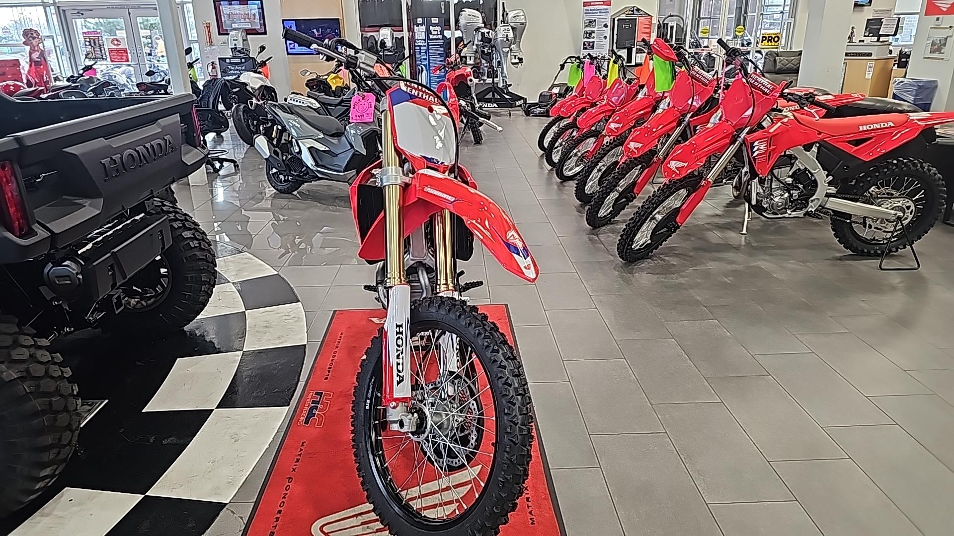 2026 Honda 2026 Honda CRF250R - thumbnail 8