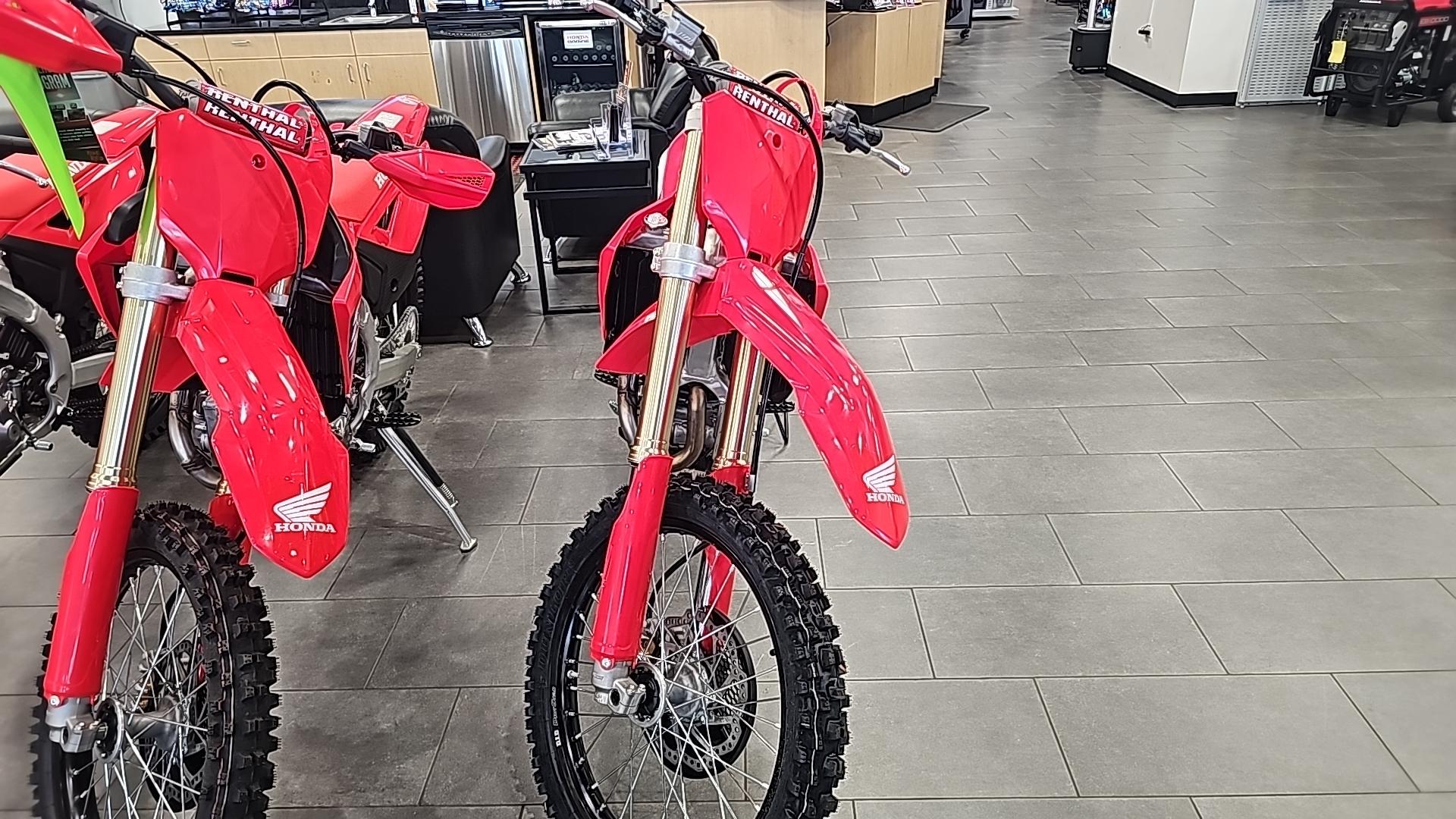 2026 Honda 2026 Honda CRF450R - thumbnail 8