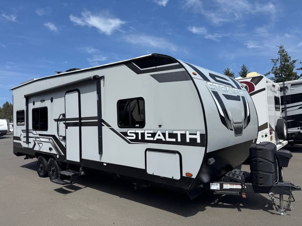 2021 Forest River 2021 Forest River Stealth - thumbnail 3