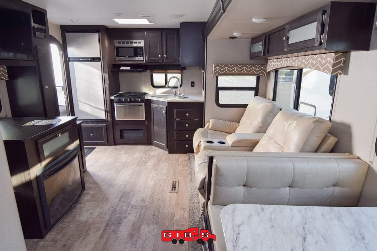 2019 Venture RV 2019 Venture RV SportTrek - thumbnail 10