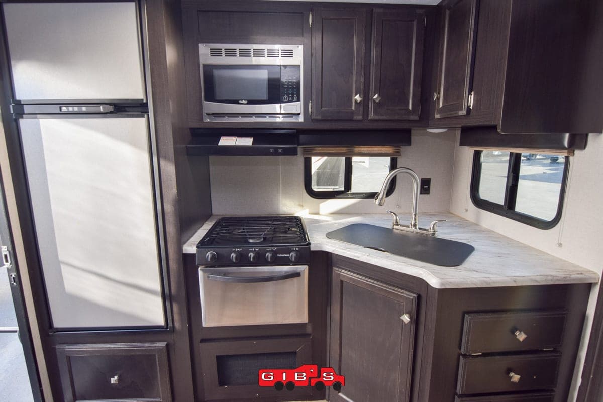 2019 Venture RV 2019 Venture RV SportTrek - thumbnail 12