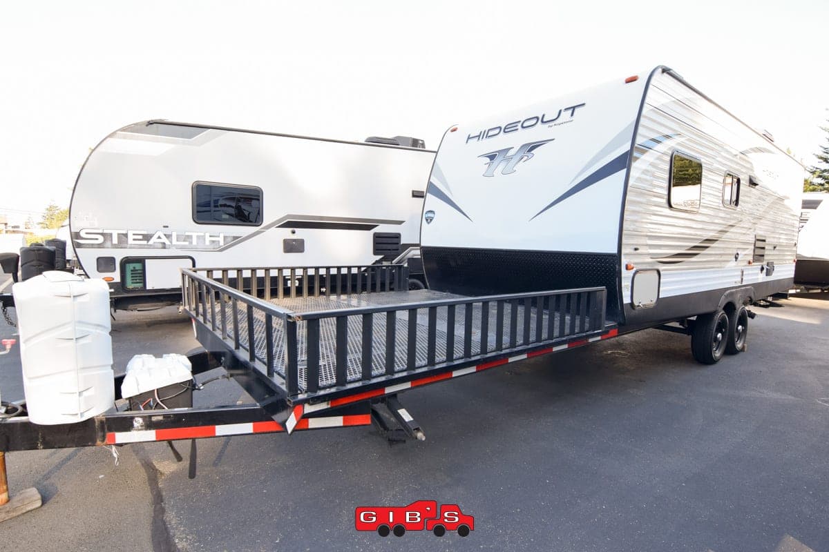 2019 Keystone 2019 Keystone Hideout - thumbnail 3