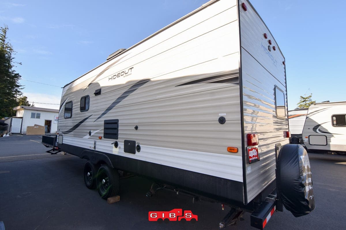 2019 Keystone 2019 Keystone Hideout - thumbnail 4