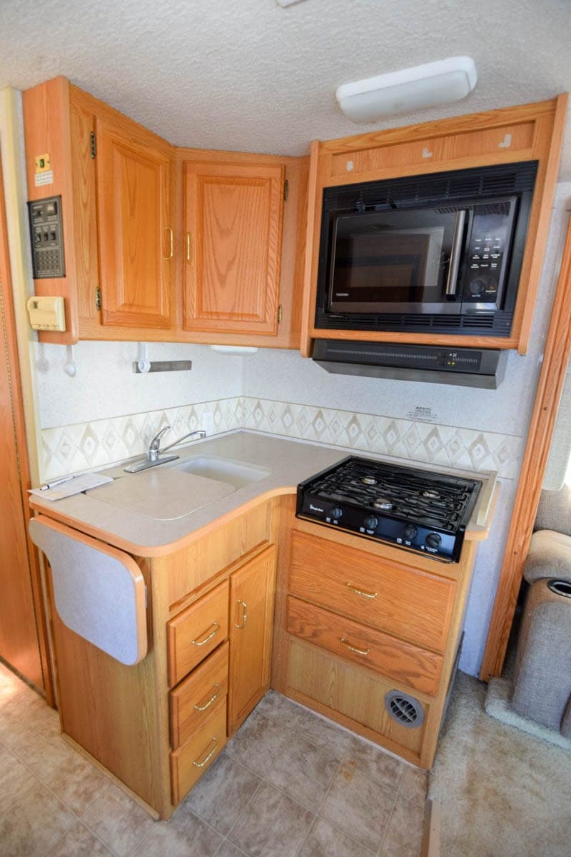 2004 Winnebago 2004 Winnebago Minnie Winnie - thumbnail 16