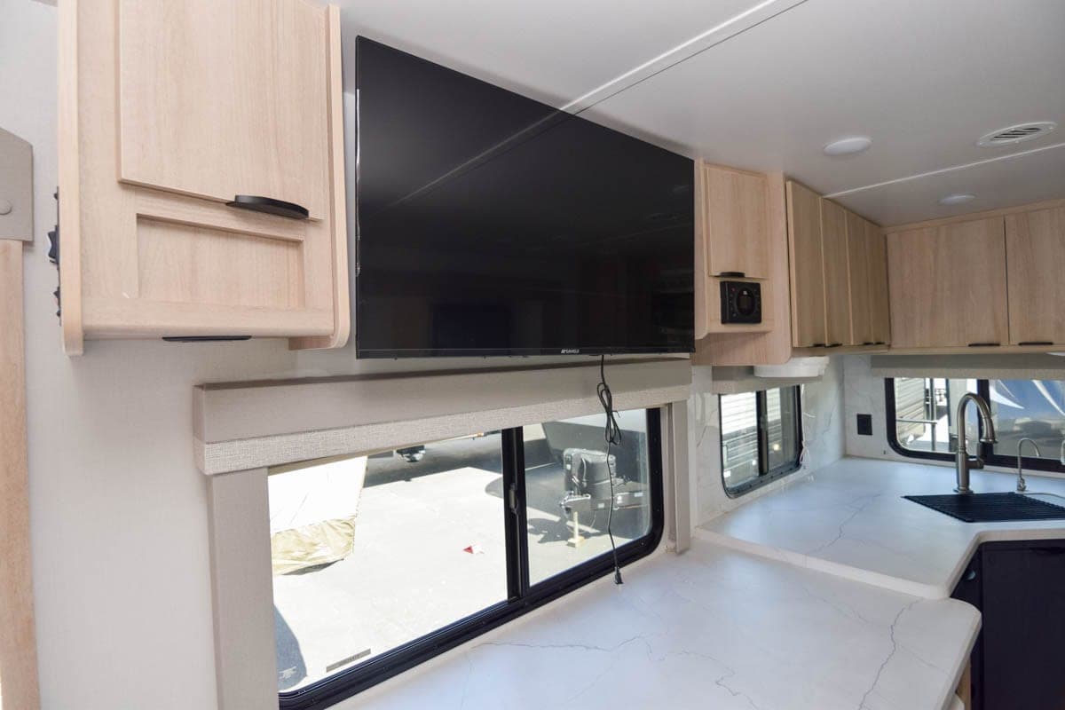 2023 Winnebago 2023 Winnebago Minnie - thumbnail 15