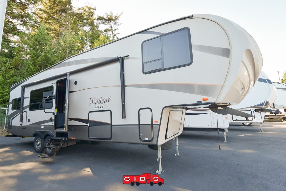 2017 Forest River Wildcat 322RK