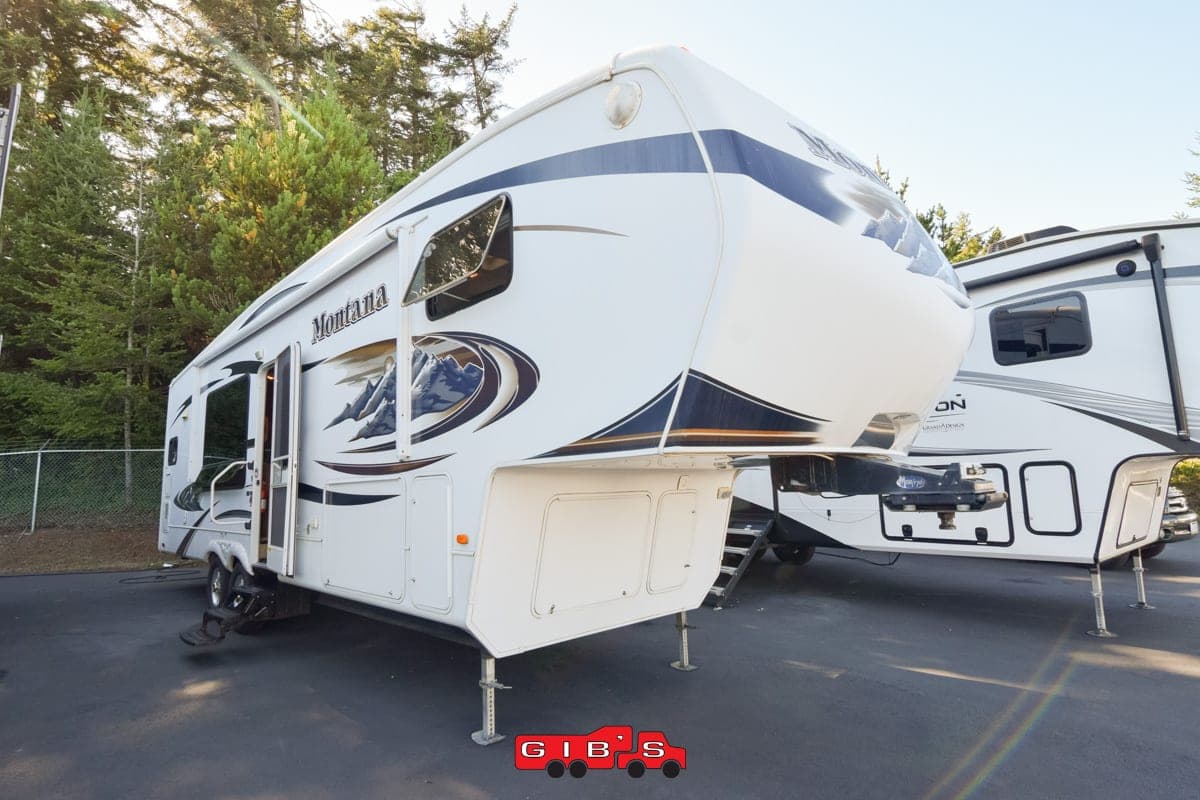2010 Keystone Montana 300RK