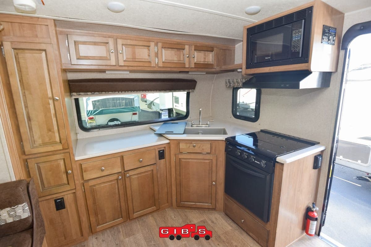 2018 Forest River 2018 Forest River Rockwood Mini Lite - thumbnail 7