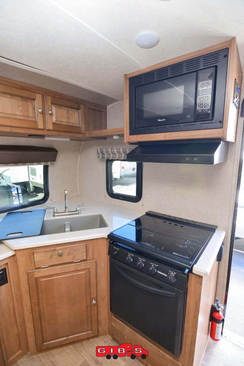 2018 Forest River 2018 Forest River Rockwood Mini Lite - thumbnail 9