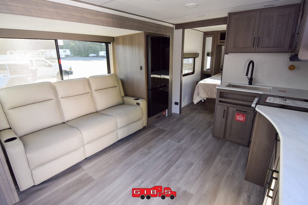 2026 Grand Design 2026 Grand Design Transcend Xplor - thumbnail 6