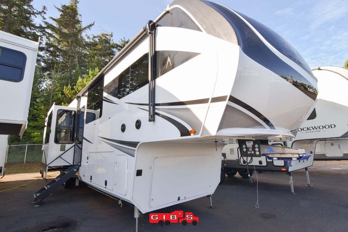 2026 Grand Design Solitude 390RK