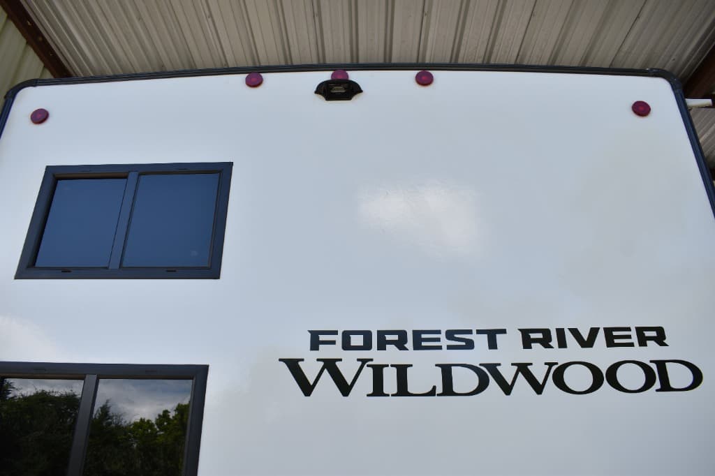 2027 Forest River 2027 Forest River Wildwood Heritage Glen Hyper-Lyte - thumbnail 83