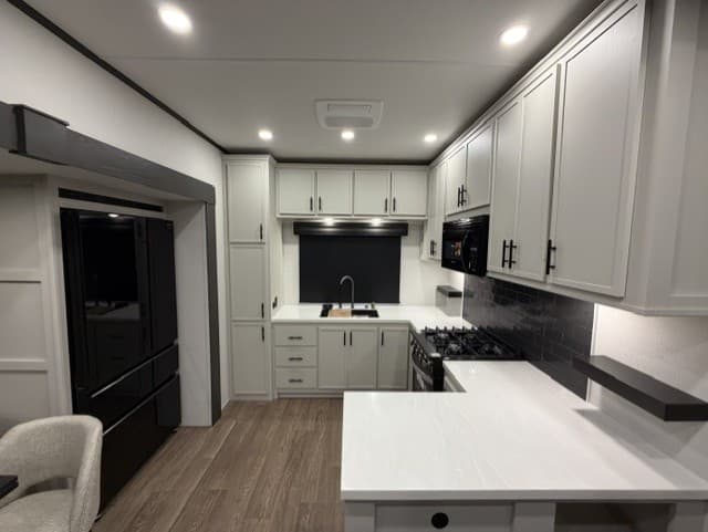 2027 Forest River 2027 Forest River Sanibel - thumbnail 72
