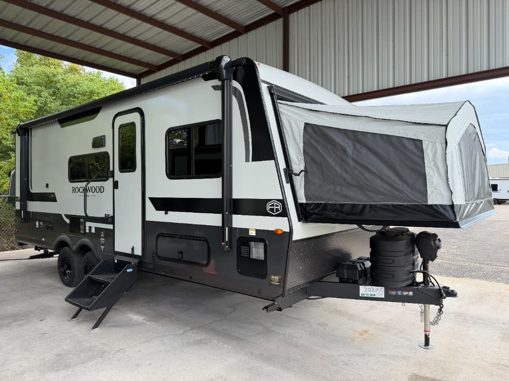 2027 Forest River Rockwood Roo 233S