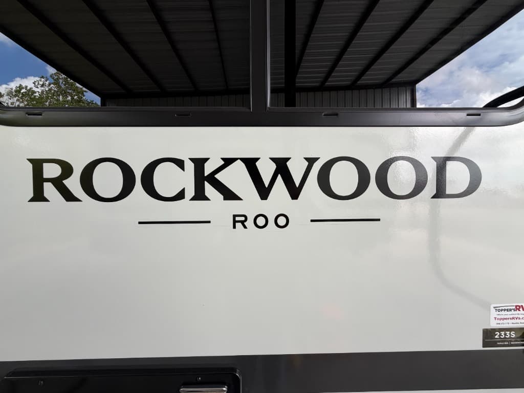 2027 Forest River 2027 Forest River Rockwood Roo - thumbnail 8