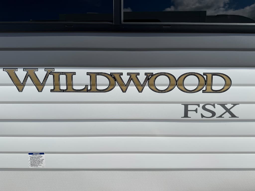 2027 Forest River 2027 Forest River Wildwood - thumbnail 41