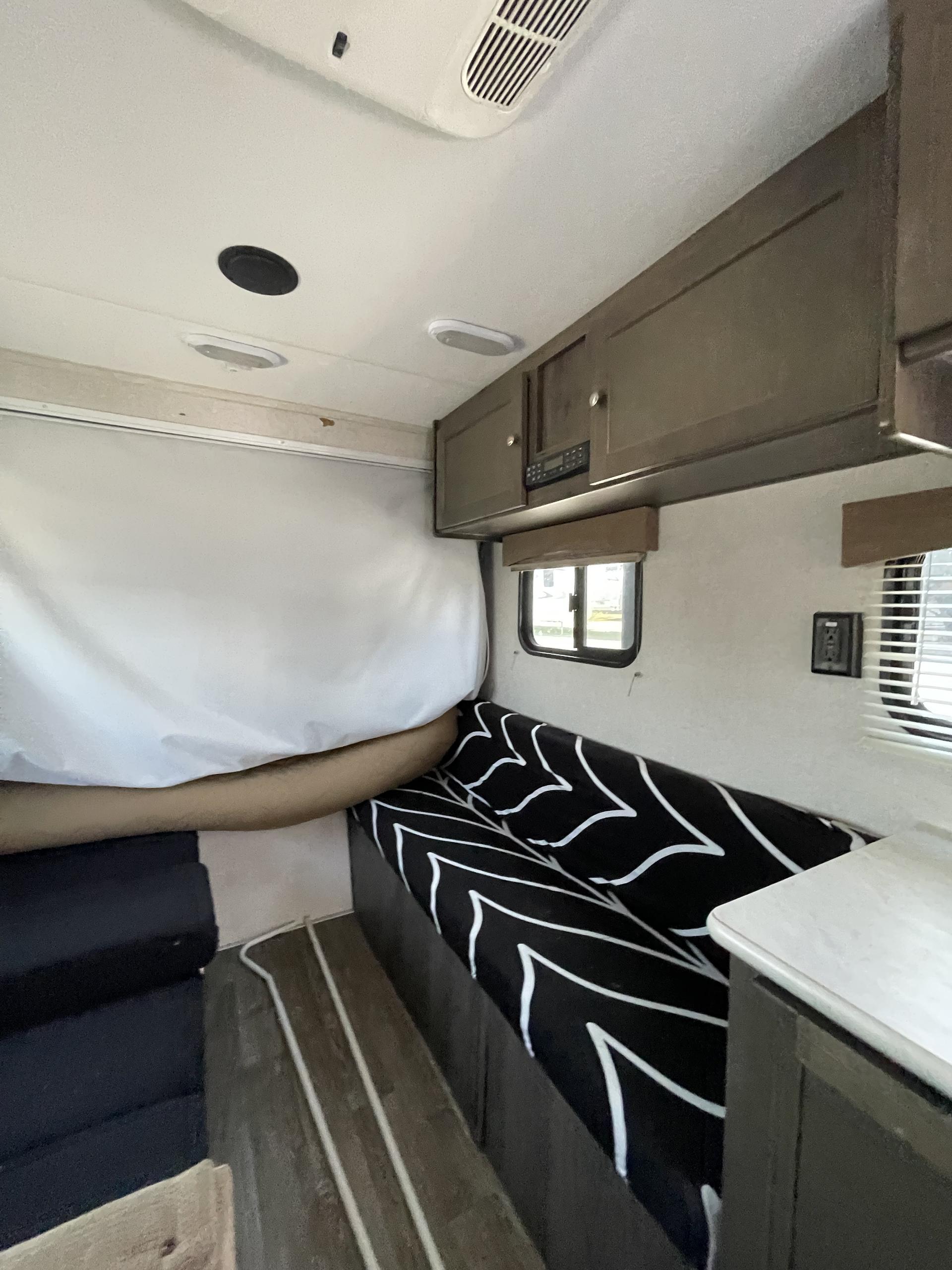 2019 Coachmen 2019 Coachmen Clipper Single Axle - thumbnail 18