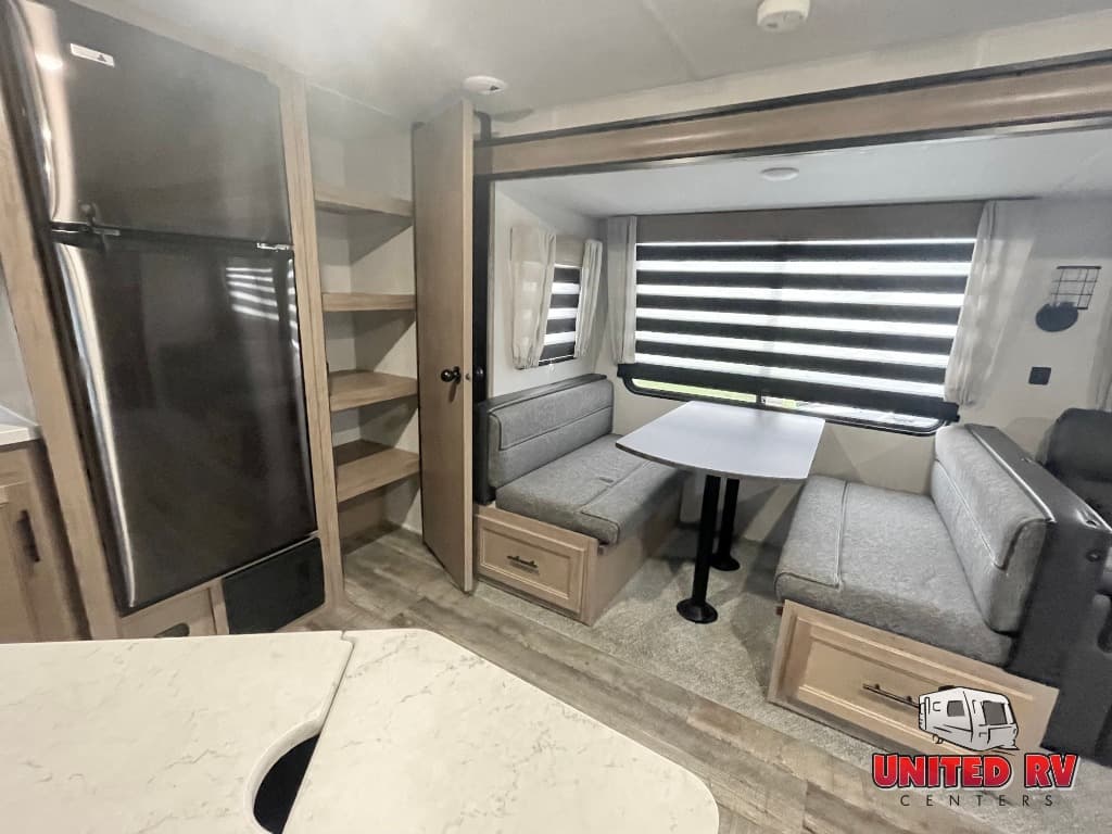 2023 Forest River 2023 Forest River Cherokee - thumbnail 16