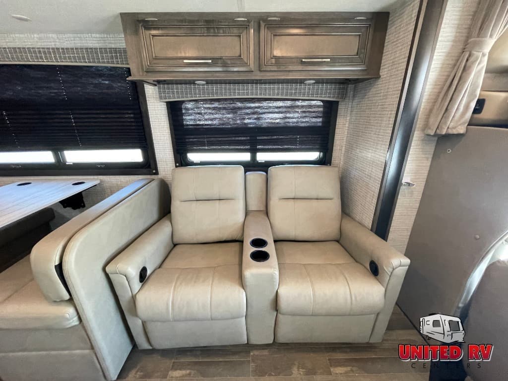 2024 Entegra Coach 2024 Entegra Coach Odyssey - thumbnail 17