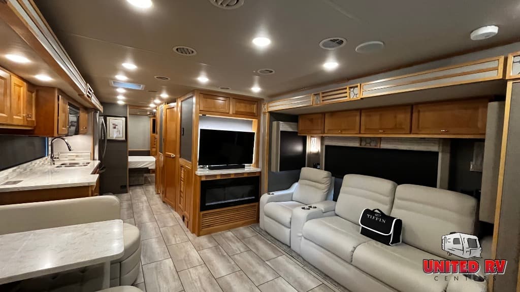 2021 Tiffin Motorhomes 2021 Tiffin Motorhomes Open Road Allegro - thumbnail 11