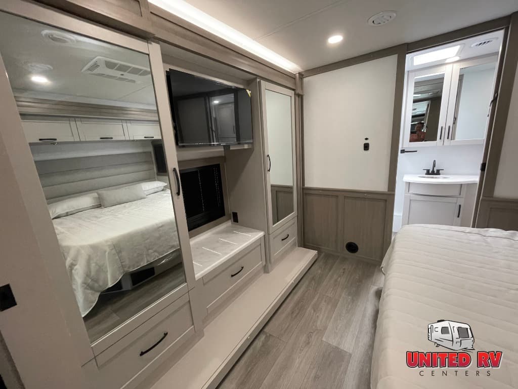 2027 Entegra Coach 2027 Entegra Coach Vision XL - thumbnail 35