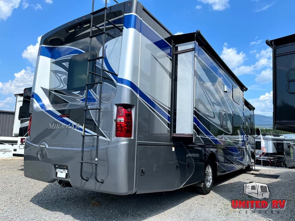 2022 Thor Motor Coach 2022 Thor Motor Coach Miramar - thumbnail 6