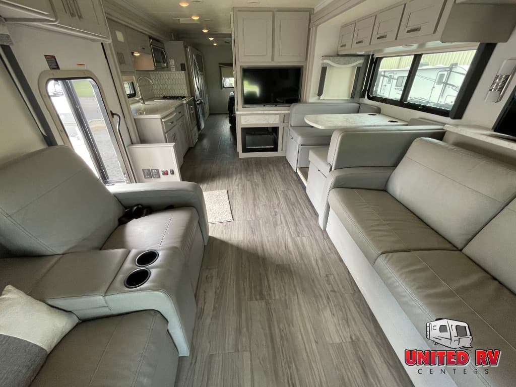 2023 Thor Motor Coach 2023 Thor Motor Coach Pasadena - thumbnail 15