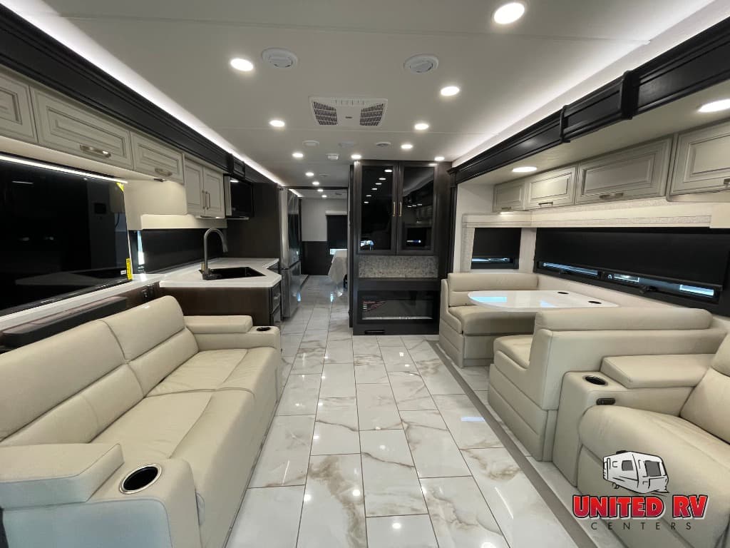 2027 Entegra Coach 2027 Entegra Coach Accolade XL - thumbnail 9