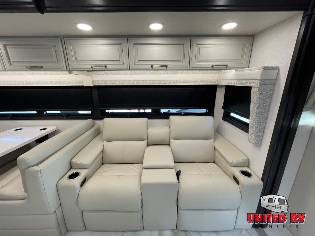 2027 Entegra Coach 2027 Entegra Coach Accolade XL - thumbnail 17